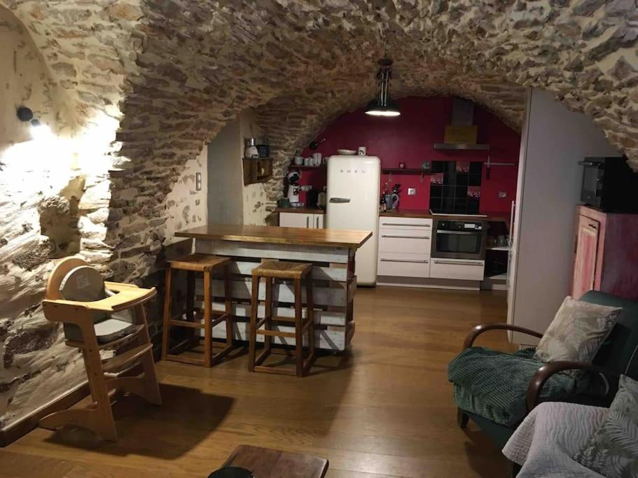 Charmante Cave Voutee 4 Personnes Saint-Jean-de-Fos Exterior photo